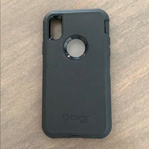 Black IPhone X Otter Box Phone Case🖤